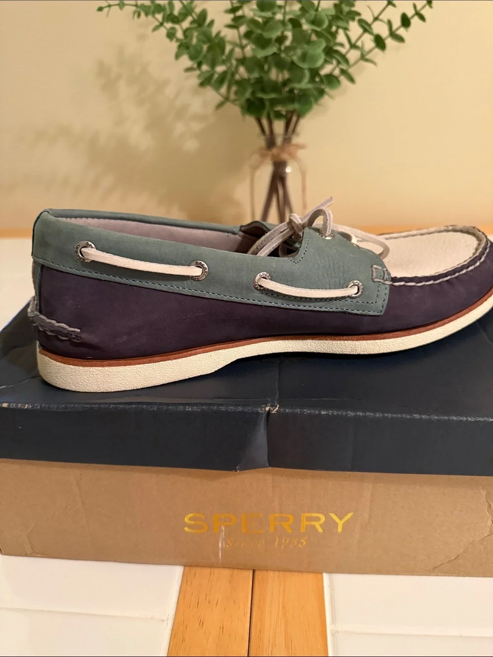 Sperry Men’s Gold Cup Collection Boat Shoes Navy/Reef/Ivory Lambskin Lined